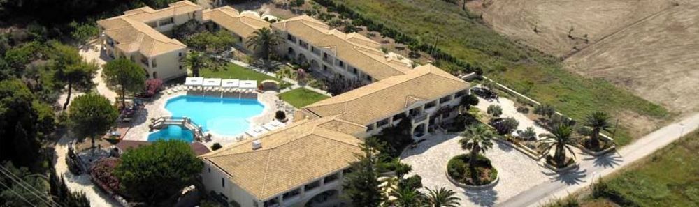 Karavostasi Beach Hotel ペルディカ エクステリア 写真
